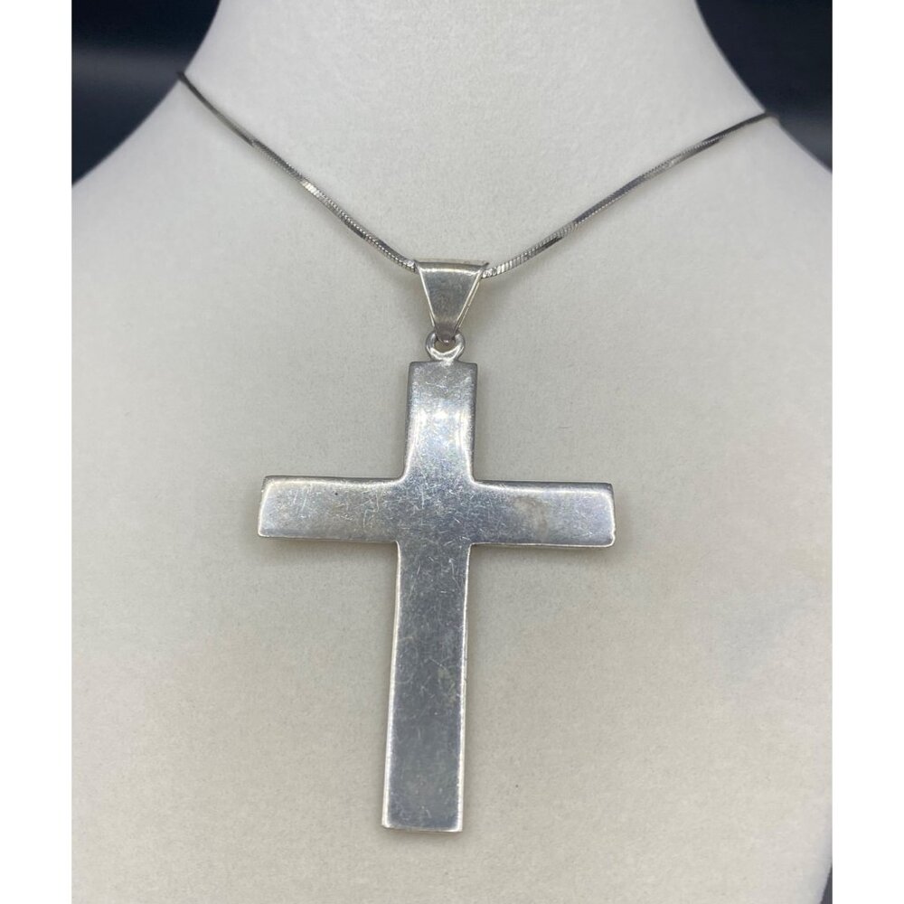 3.5” long chunky 925 cross necklace